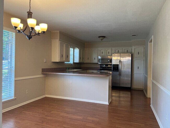 Building Photo - 14 Feldspar Ct