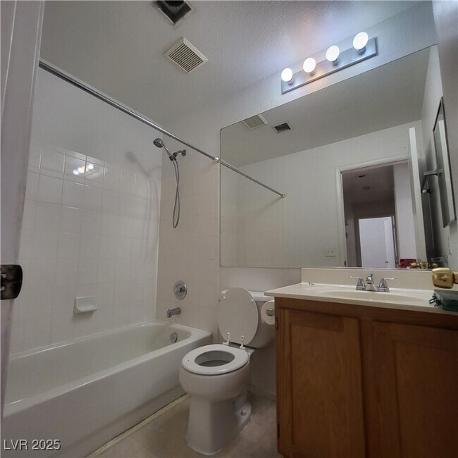 Building Photo - 7813 Seychelles Ct