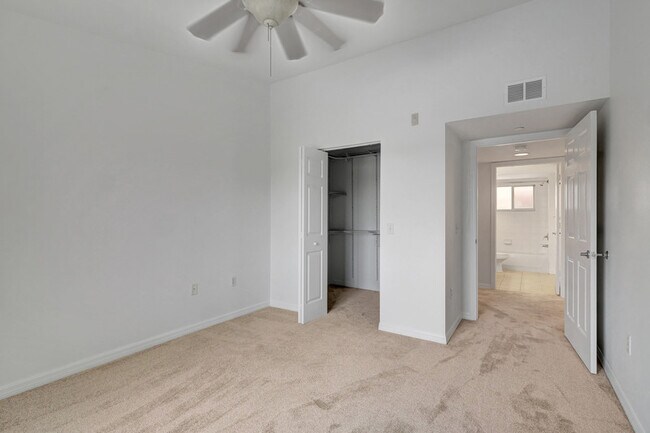 Building Photo - 8297 Key Royal Ln