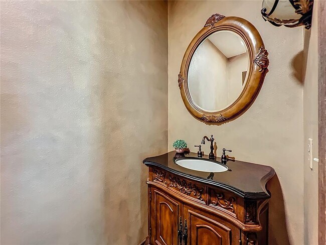 Building Photo - 4661 SW 7th Avenue Rd