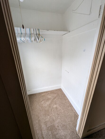 Building Photo - 22 Charlotte Ave