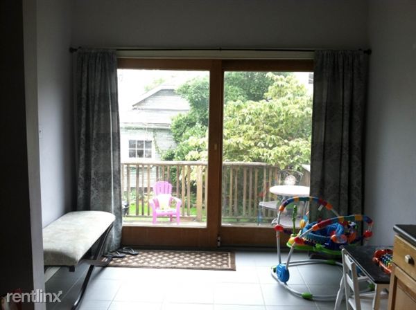 Building Photo - 1831 W Nelson St