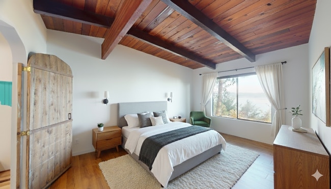 Building Photo - Fantastic 3 Bedroom Home with Gorgeous Oce...