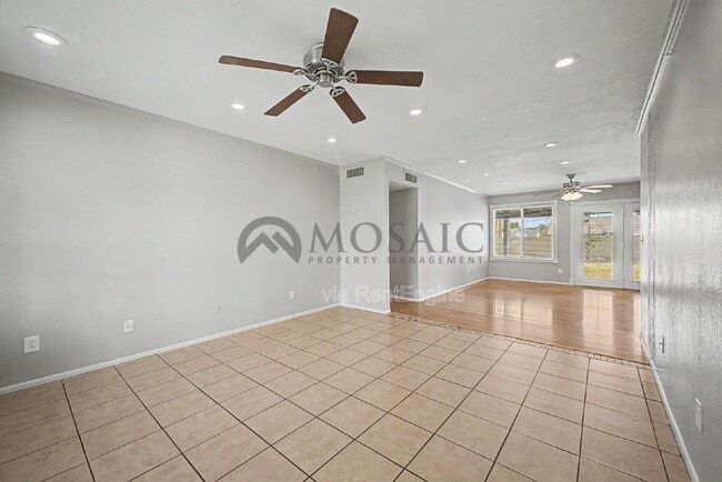 Building Photo - 4837 E Encanto St