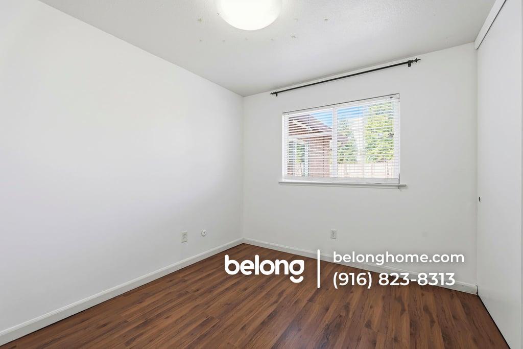 Building Photo - 7137 Reyn Oaks Way