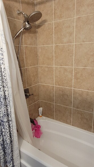 Building Photo - 272 Rebecca Ann Ct