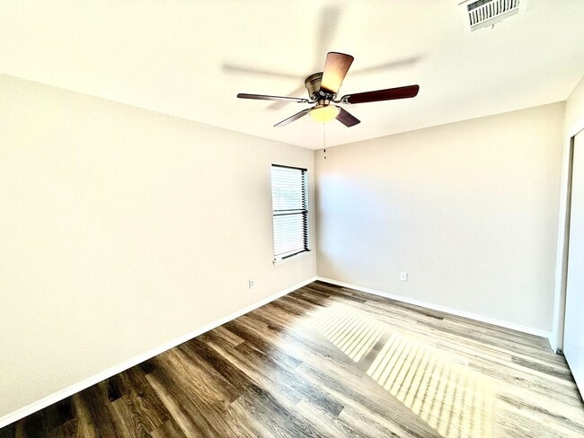 Building Photo - Beautiful Two-Story Home for Lease in South Austin