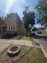 Building Photo - 2252 N Mason Ave
