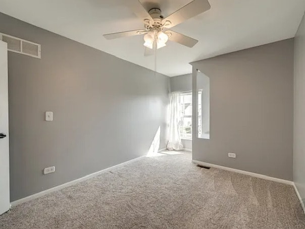 Building Photo - 1609 Lake Pointe Ct