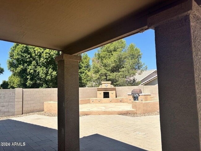 Building Photo - 5368 W Topeka Dr