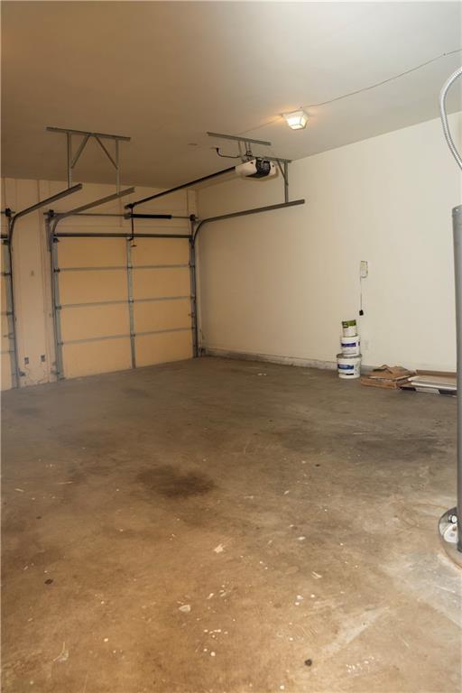 Building Photo - 2581 Southhaven Ln