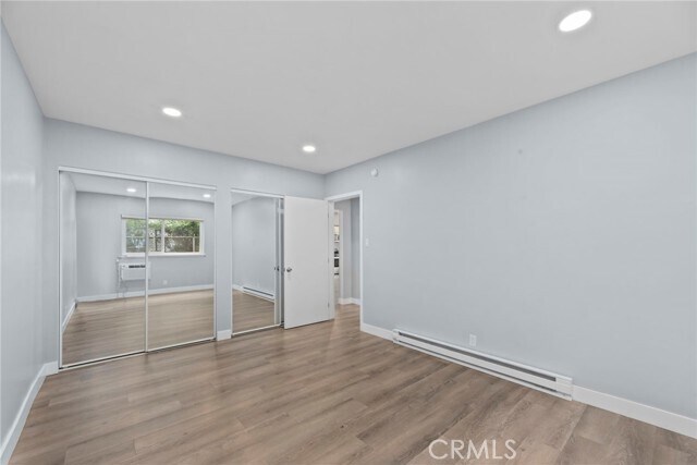 Building Photo - 2027 Vista Del Mar Ave