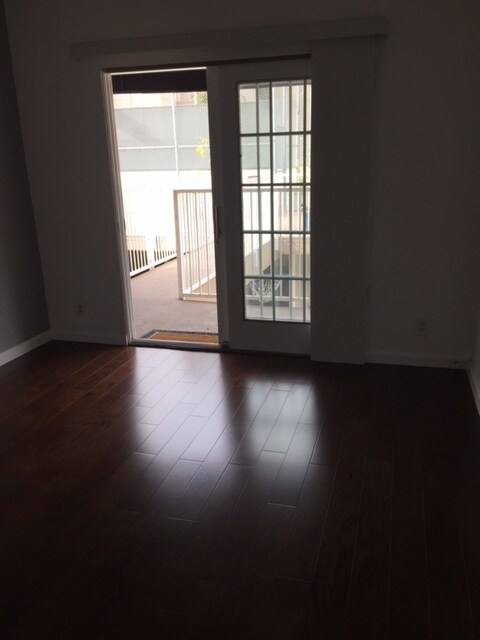2nd bdrm - 697 Bay St