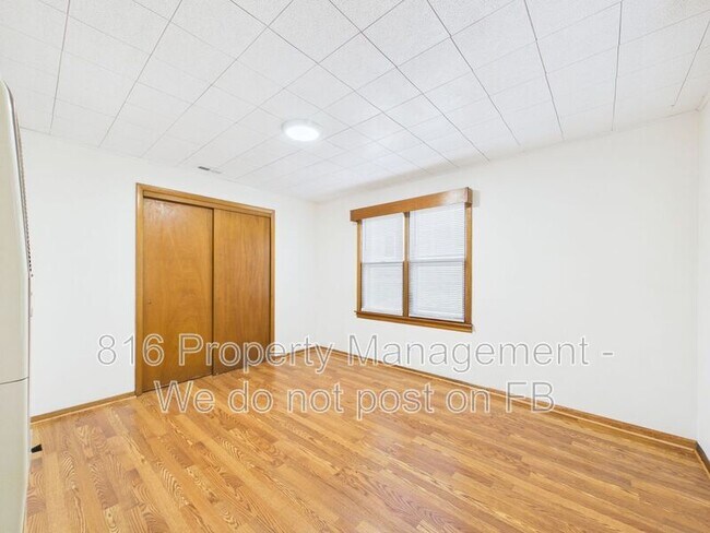 Building Photo - 11307 E 77th Terrace