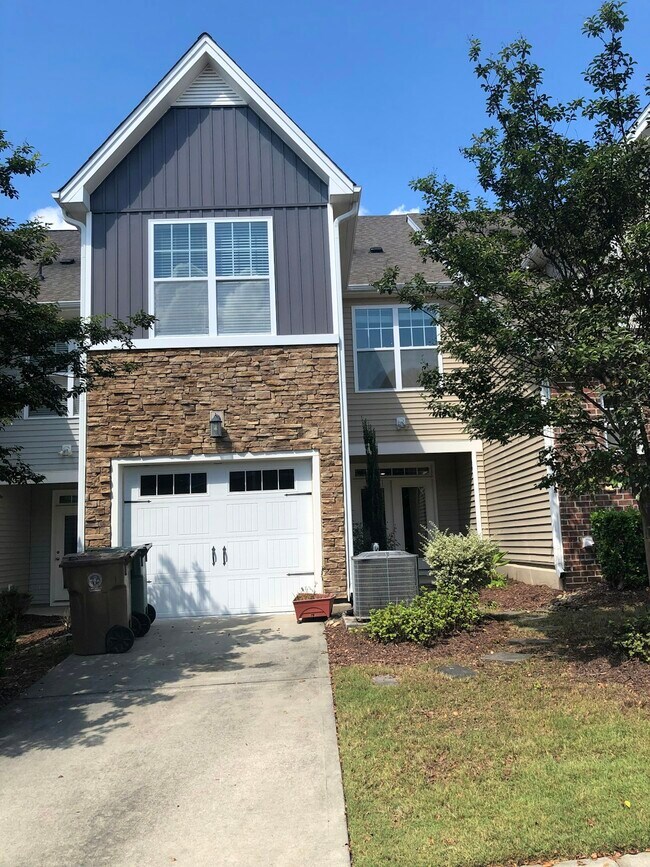 Building Photo - 1306 Alston Forest Dr