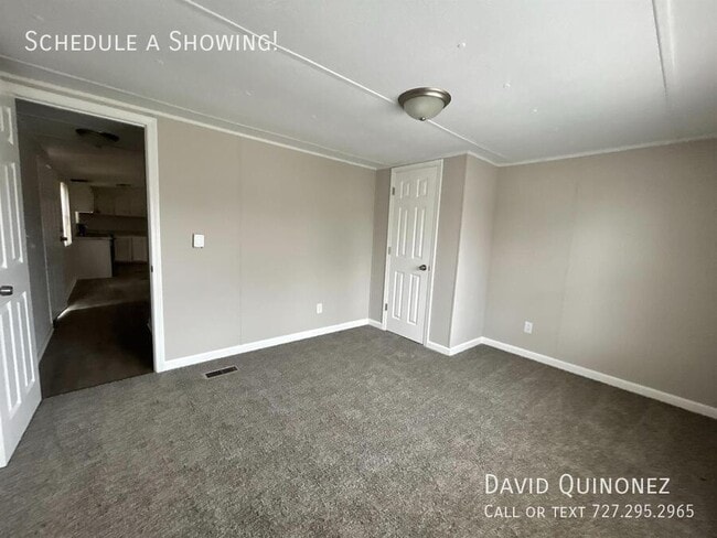 Building Photo - 5716 Heather View Ln