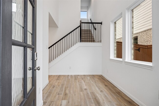 Building Photo - 7223 Blue Gentiana Ln