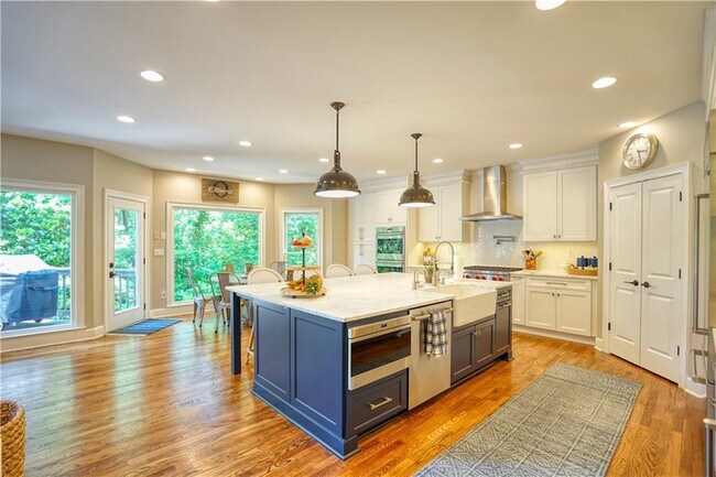 Building Photo - 958 Glenverness Dr