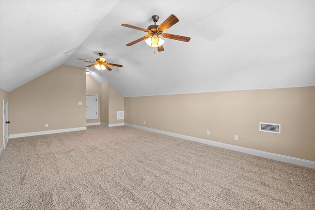 Building Photo - 3176 Porter Hills Dr