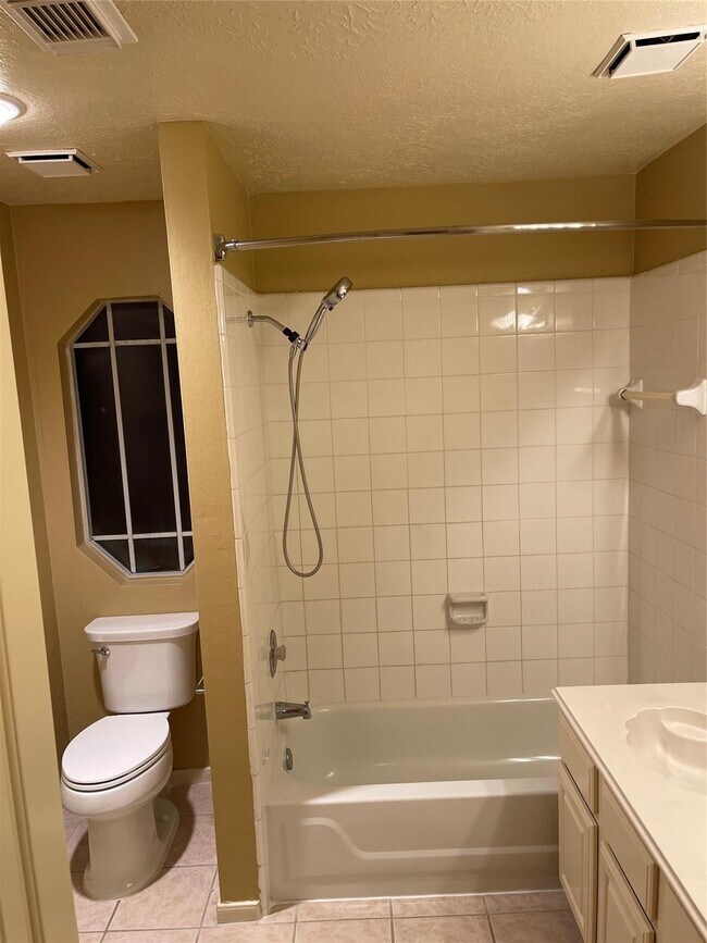 Building Photo - 3411 Ashfield Dr