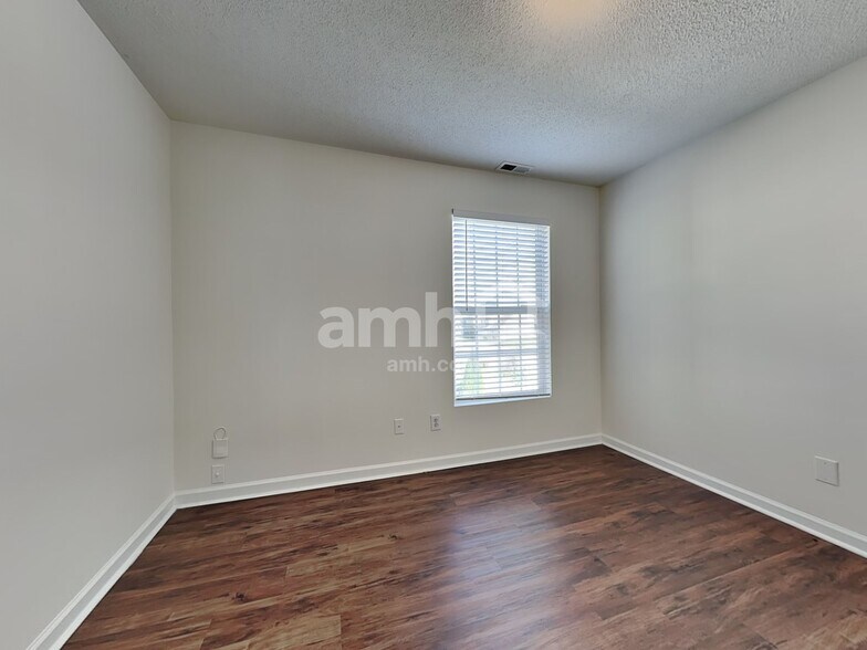 Building Photo - 4808 Cardinal Grove Blvd