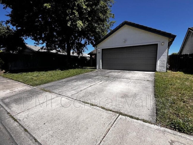 Building Photo - 3492 Gerald Ct