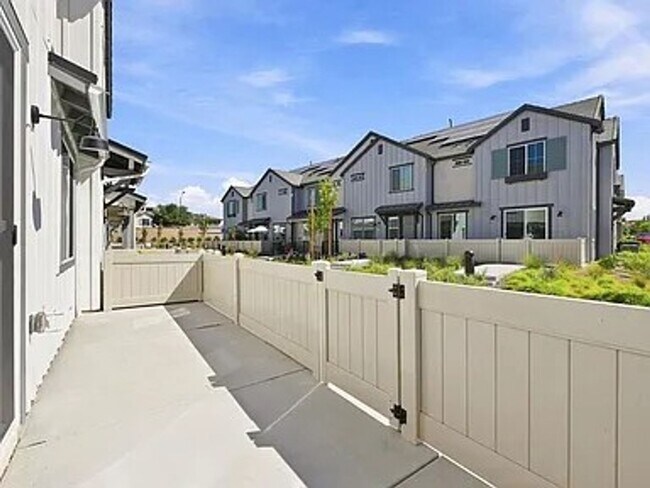 Building Photo - 32416 Brunello Wy