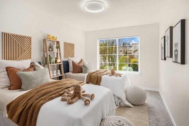 Building Photo - Stunning Redmond Ridge 4 bedroom