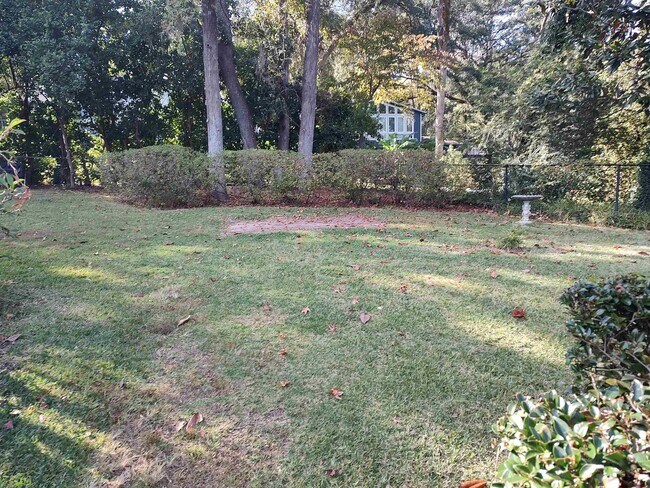 Building Photo - 1533 Woodgate Way