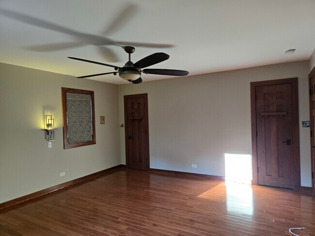 Building Photo - 25805 N Arrowhead Dr