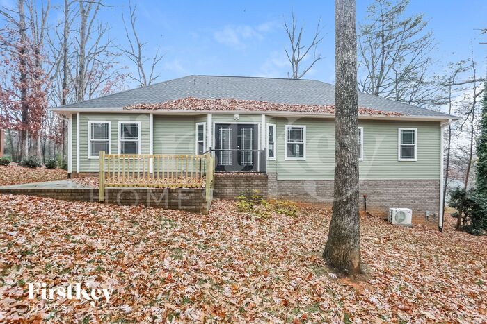 Building Photo - 105 Jefferson Dr