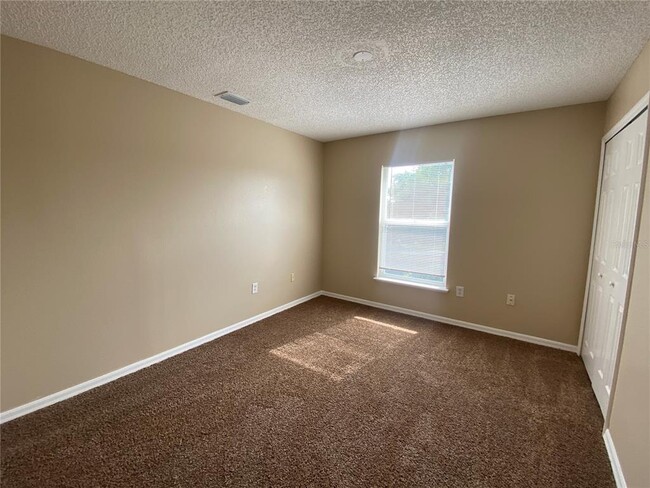 Building Photo - 30302 Double Dr