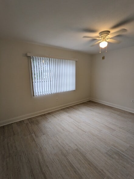 Building Photo - 359 S McMullen Booth Rd