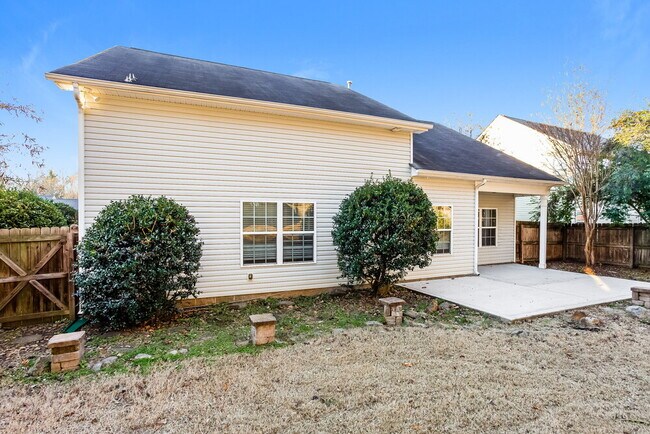 Building Photo - 769 Mott Shue Dr SW