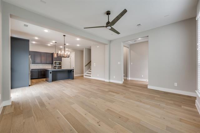 Building Photo - 6129 Echelon Way