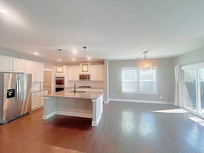 Building Photo - 213 Bank Swallow Wy