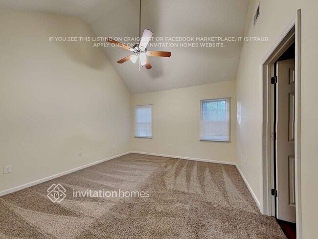 Building Photo - 701 Morton Farm Rd