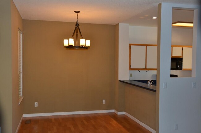 Building Photo - 4062 Snowshoe Ln