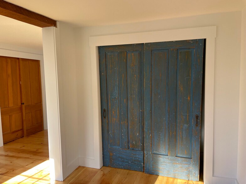 Building Photo - 39 Eastern Ave