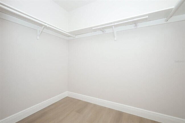 Building Photo - 4029 Henley Rd