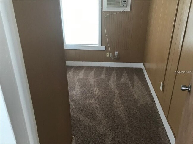 Building Photo - 1933 47th St S