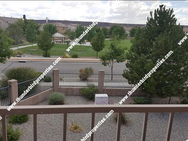 Building Photo - 5743 Valle Alegre Pl NW