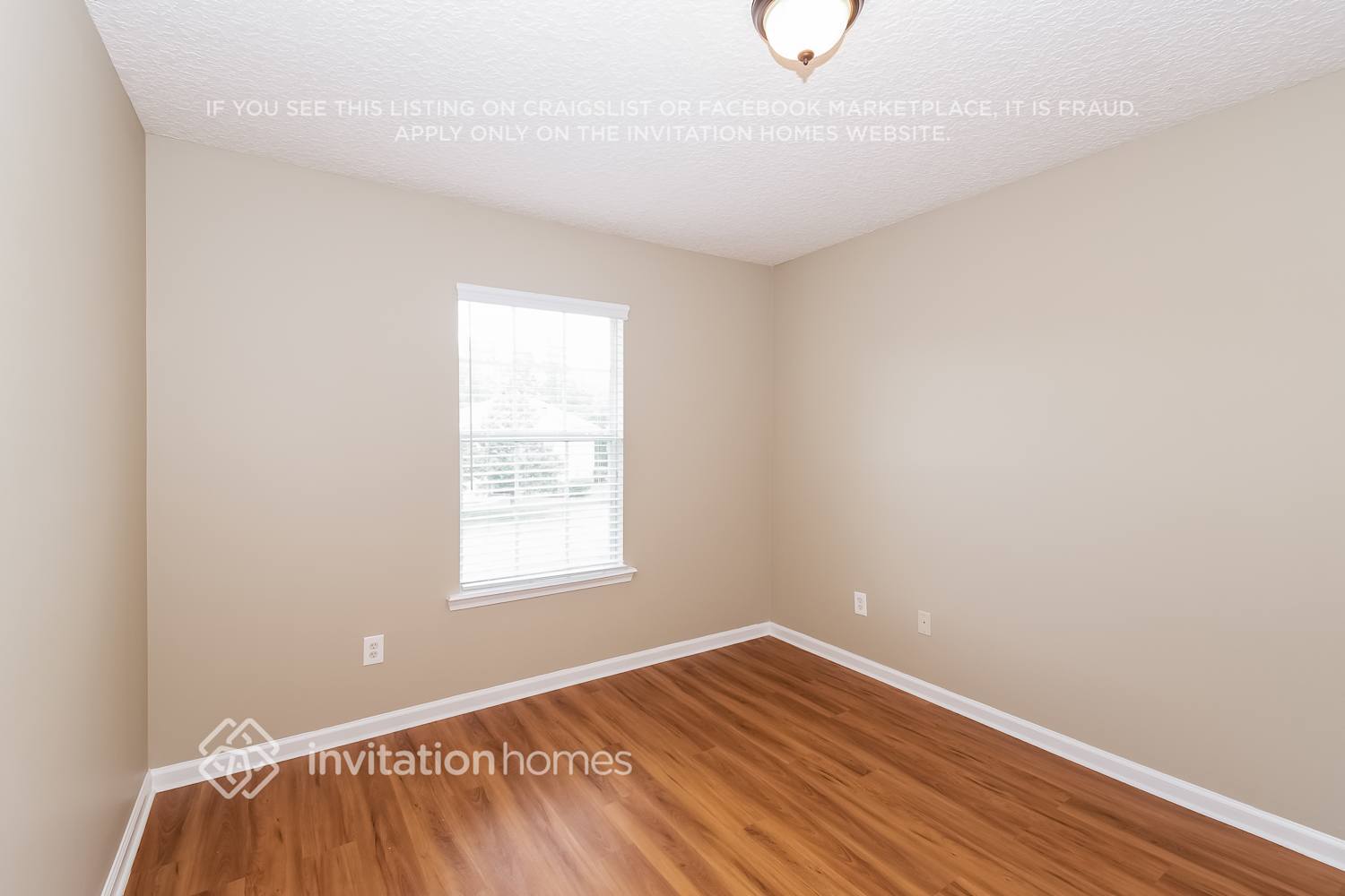 Building Photo - 2253 W Clovelly Ln