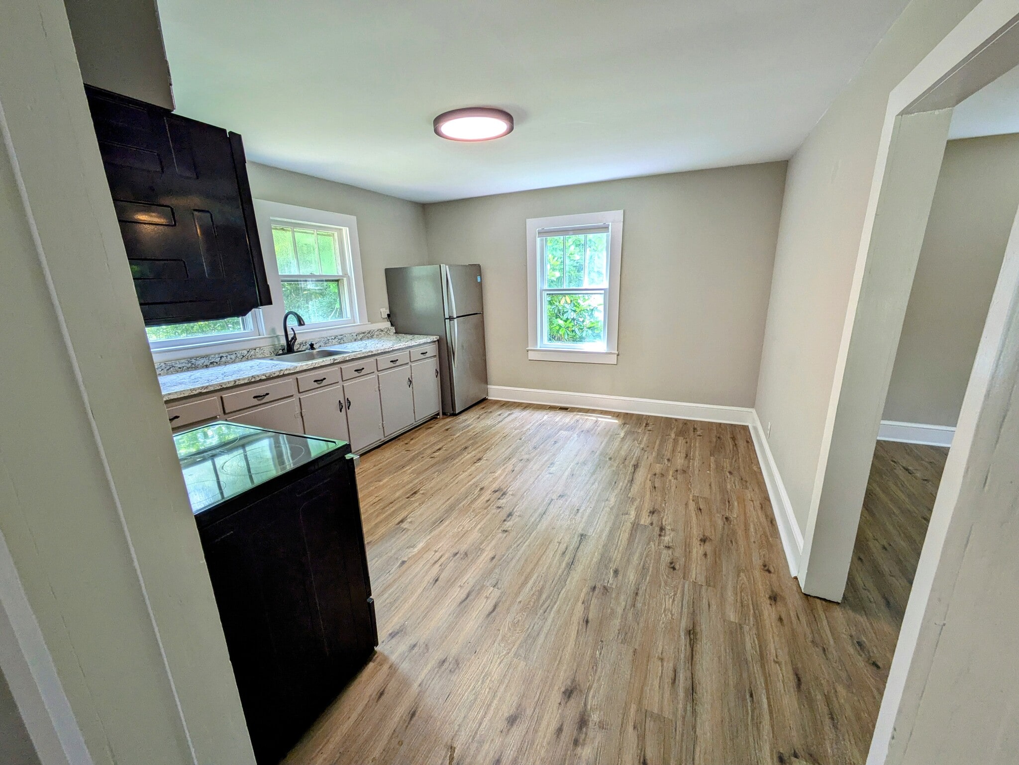 Spacious Kitchen - 123 W Marion Rd