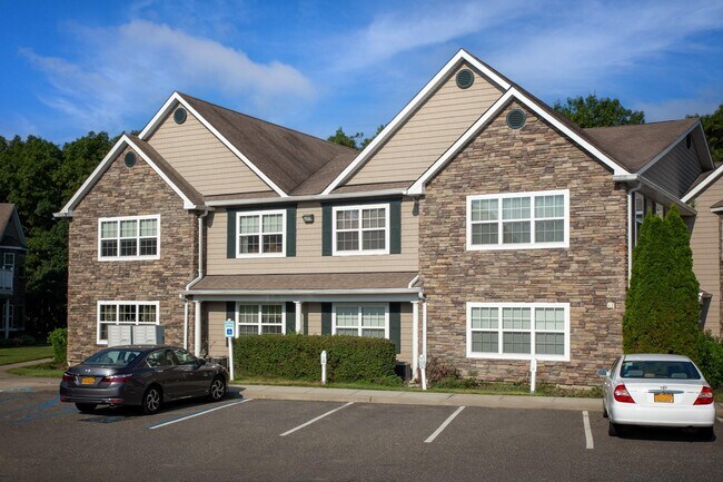 Building Photo - 178 Adams Way