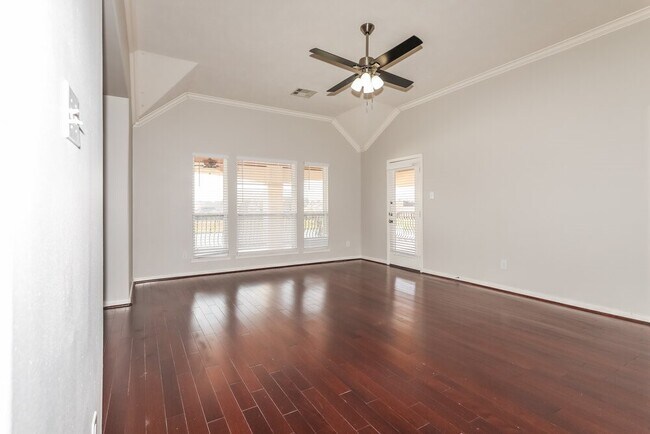 Building Photo - 17427 Stamford Oaks Dr