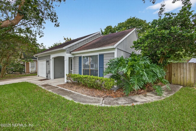 Building Photo - 2512 Bluffton Dr