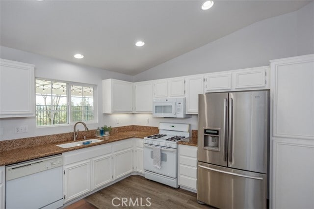 Building Photo - 33183 Eagle Point Dr