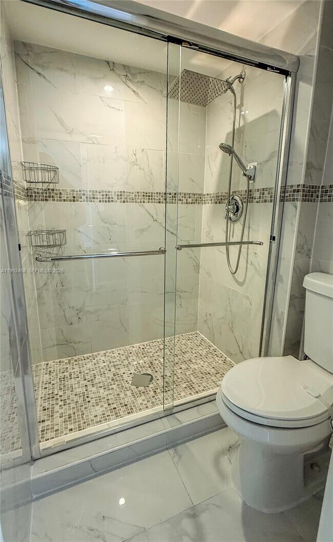 Building Photo - 20355 NE 34th Ct