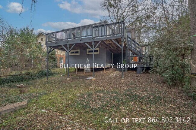 Building Photo - 780 Rutledge St